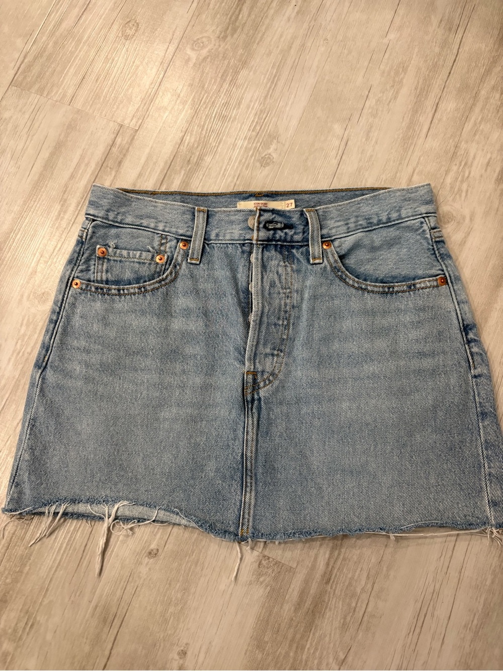 Levi’s Icon Skirt | Size 27